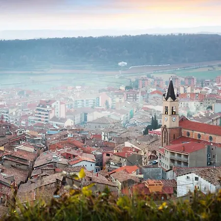 Casa Yama - Renovated House In The Center Of Berga